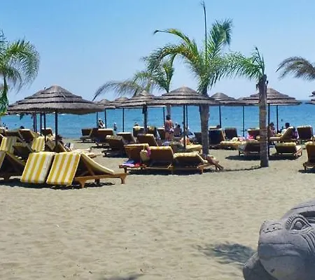 Seafront - Lordos Beach Gardens Lemesos